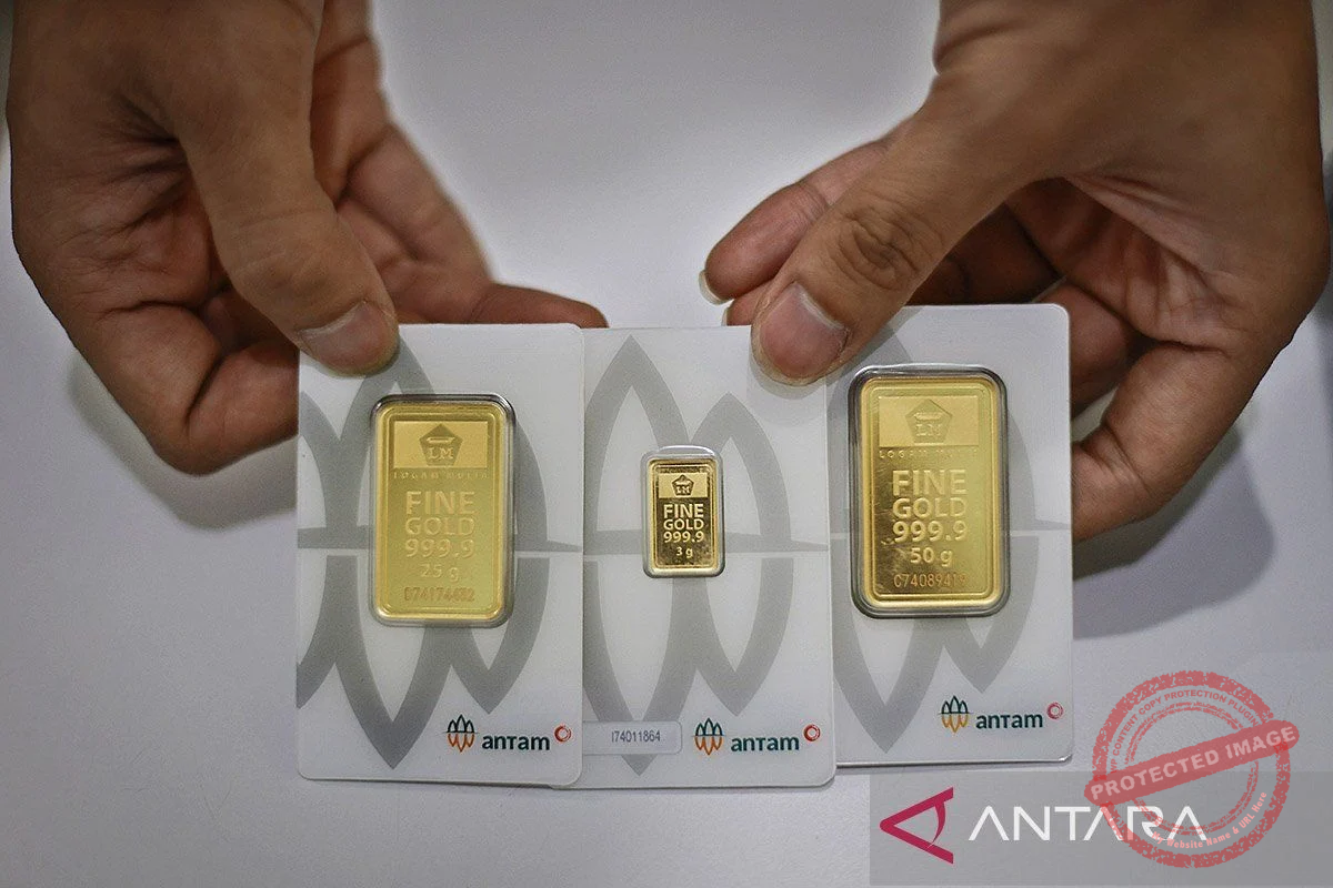 Harga Emas Hari Ini Turun Rp32 Ribu, Cek Daftar Lengkap Harga Terbaru Emas Antam!