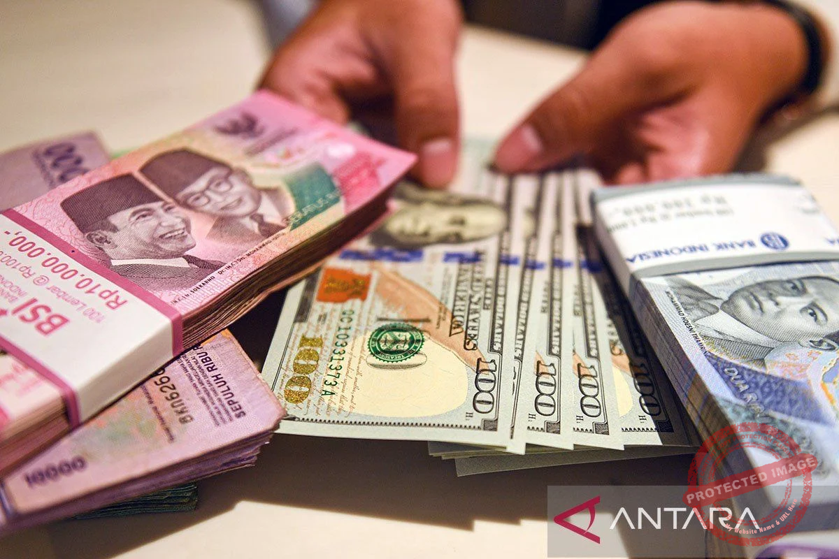 Kurs Dollar Hari Ini: Rupiah Melemah di Rp18.038, Apa yang Terjadi?