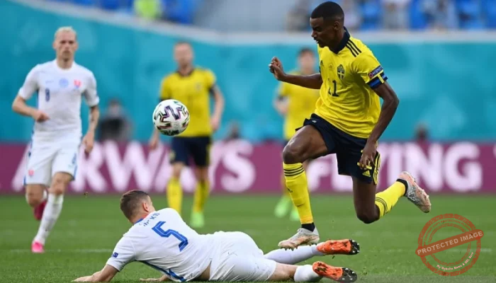 Swedia Vs Yunani: Alexander Isak Kecewa Karena Kebobolan di Menit Akhir