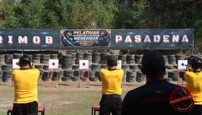 Polres Demak Perkuat Kompetensi Personel Lewat Latihan Menembak