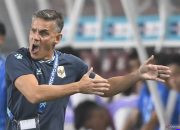 John Herdman, pelatih Timnas Indonesia, memberikan pernyataan usai pertandingan melawan Vietnam di Jakarta.