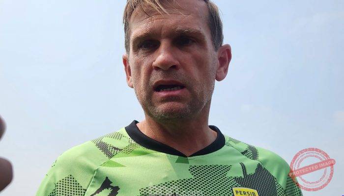 Pelatih Persib Bongkar Kekuatan Persebaya di Final Piala Presiden