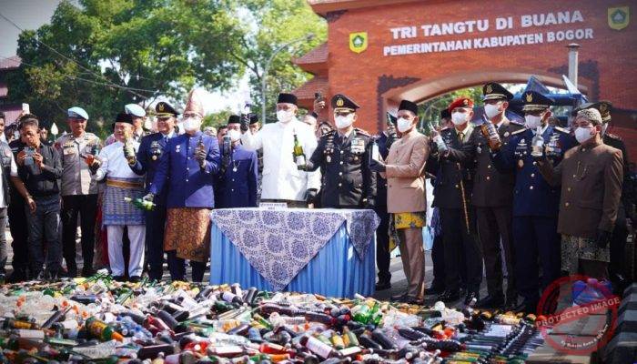 Usai Upacara HUT ke-81 RI di Alun-Alun Bogor, Polres Bogor Musnahkan Ribuan Barang Bukti