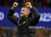 Edin Dzeko Perpanjang Kontrak di Schalke di Usia 40 Tahun