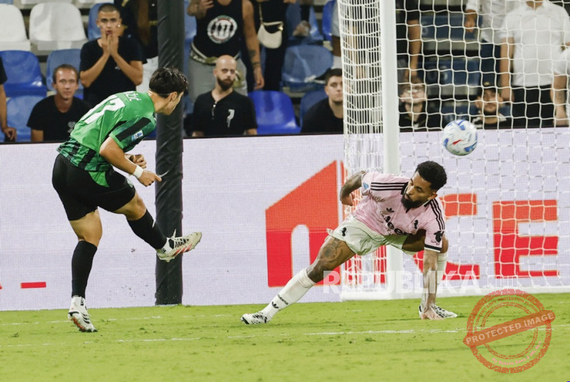 Juventus kalah 2-3 — Pelatih Juventus Luciano Spalletti saat laga pekan keempat Serie A melawan Sassuolo di Mapei Stadium.