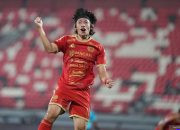 Penyerang muda Persija Jakarta Arlyansyah Abdulmanan yang mencetak gol tunggal kemenangan timnya.