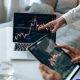 Penyebab Harga Saham Berbeda dari Harga IPO Setelah Listing
