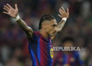 Perpanjang Kontrak Raphinha — Pemain serang Barcelona, Raphinha, yang segera memperpanjang masa baktinya di Camp Nou hingga 2029.