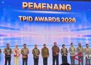 Sekda Gorontalo Sofian Ibrahim menghadiri penyerahan TPID Award 2026 di Jakarta International Convention Center.