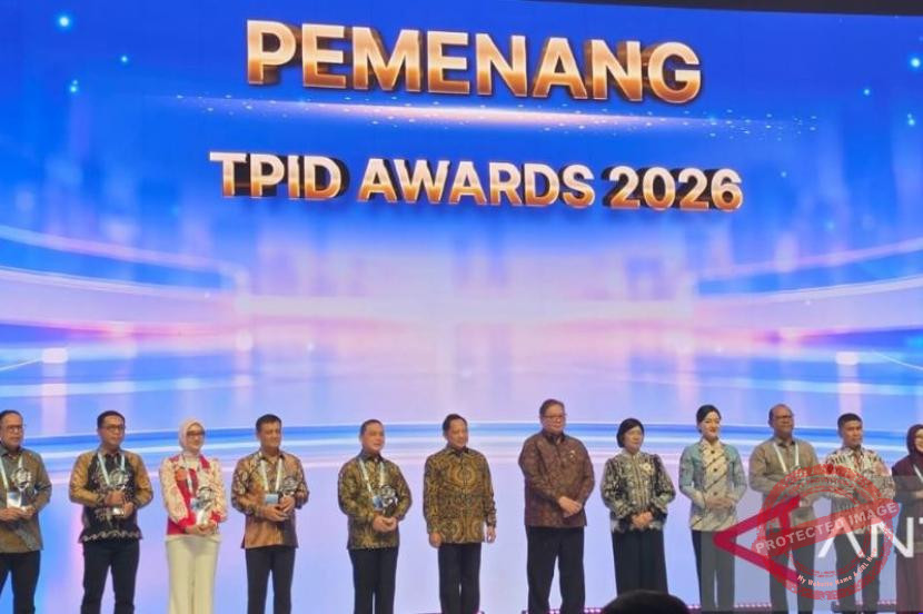 Sekda Gorontalo Sofian Ibrahim menghadiri penyerahan TPID Award 2026 di Jakarta International Convention Center.