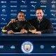 Pemain sayap Brasil Allan Elias mengenakan seragam Manchester City di Etihad Stadium