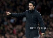 Napoli Arsenal — Arsenal bersiap menghadapi Napoli pada laga fase grup Liga Champions di Stadion Diego Armando Maradona.