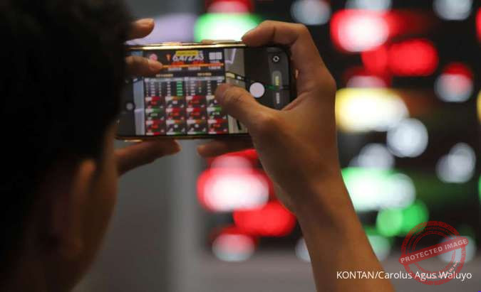 IHSG Anjlok — Pergerakan grafik Indeks Harga Saham Gabungan (IHSG) yang melemah di Bursa Efek Indonesia.