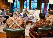 Pertemuan Prabowo dan Sekjen PBB Guterres di Hambalang — Presiden RI Prabowo Subianto bertemu Sekjen PBB Antonio Guterres di kediaman presiden di Hambalang, Jawa Barat.