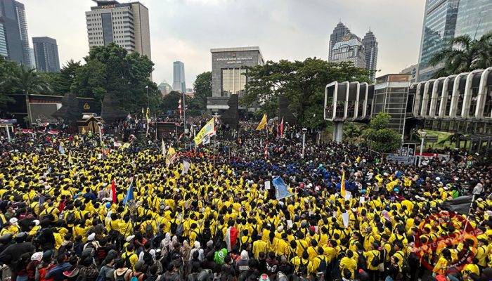 Pengamanan Demo 20 Oktober: Polisi Jaga Stasiun hingga Gerbang Tol