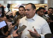 BEI Berencana IPO dalam 2 Tahun ke Depan — Logo Bursa Efek Indonesia dengan latar gedung bursa dan grafik saham, terkait rencana IPO BEI