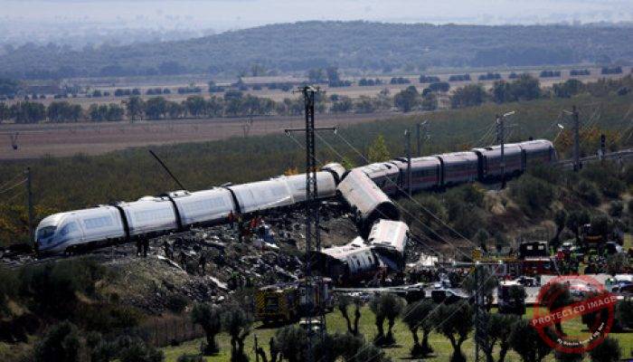 Tabrakan Kereta Cepat Spanyol Tewaskan 68 Orang