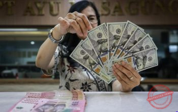 Faktor Rupiah Tertekan hingga 18.000 per Dolar AS — Gubernur Bank Indonesia Destry Damayanti menjelaskan faktor yang menekan nilai tukar rupiah terhadap dolar AS