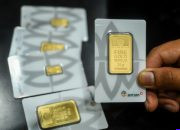 Harga emas Antam Hari Ini Naik Rp 4.000 jadi Rp 2.565.000 per Gram — Ilustrasi emas batang Antam Logam Mulia dengan latar netral