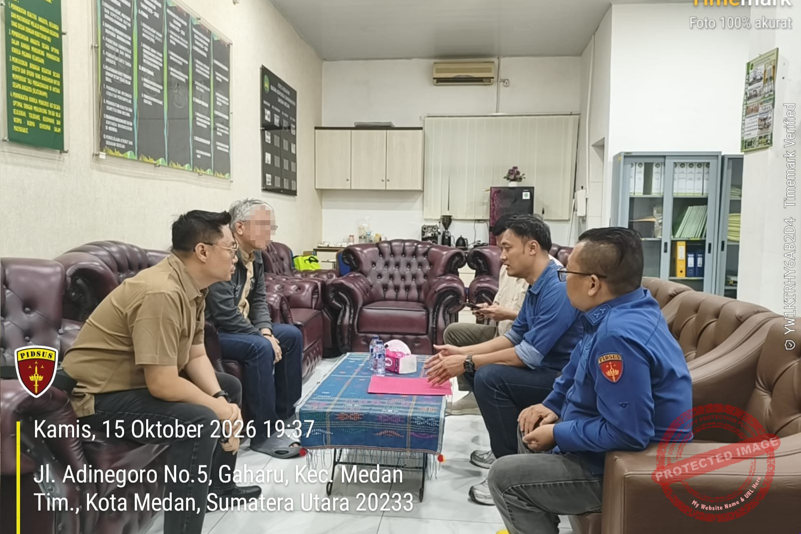 Kejagung Tetapkan Direktur Toba Pulp Lestari Tersangka Transfer Pricing — Direktur Toba Pulp Lestari Anwar Lawden ditetapkan sebagai tersangka dugaan korupsi transfer pricing oleh Kejagung