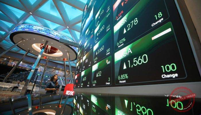 IHSG Dibuka Turun 0,44% ke 5.075, BREN hingga ISAT Melemah