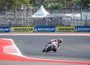 Grid Moto3 Indonesia 2026: Hakim Danish Start Terakhir — Pembalap Moto3 Hakim Danish memacu motornya di Sirkuit Mandalika