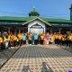 Wujudkan Lingkungan Asri dan Sehat, Wakapolres Kuningan Pimpin Jumat Bersih Bersama Warga di Masjid Desa Ragawacana