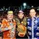 Gubernur Zainal Resmi Tutup Irau Ke-12 HUT Ke-27 Malinau, Ribuan Warga Penuhi Padan Liu’ Burung
