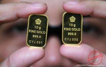 Harga Emas Antam Naik Rp 20.000 Jadi Rp 2.592.000 per Gram — Ilustrasi emas batangan Antam bersertifikat Logam Mulia