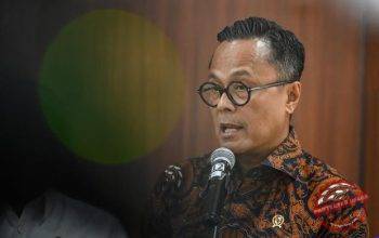 Danantara targetkan merger 4 BUMN Karya rampung November 2026 — Dony Oskaria berbicara dalam agenda Investor Daily Summit 2026 di Jakarta mengenai target merger empat BUMN Karya