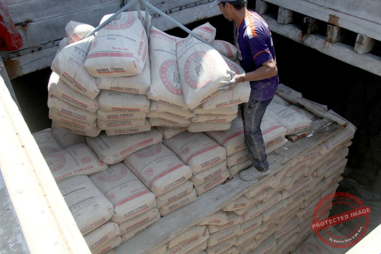 Semen Indonesia (SMGR) Kaji Opsi Buyback Saham — Ilustrasi saham PT Semen Indonesia (SMGR) di tengah rencana buyback