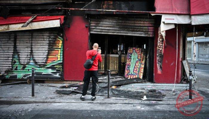 Demo di Paris Berujung Penjarahan dan Pembakaran, 1.200 Ditangkap