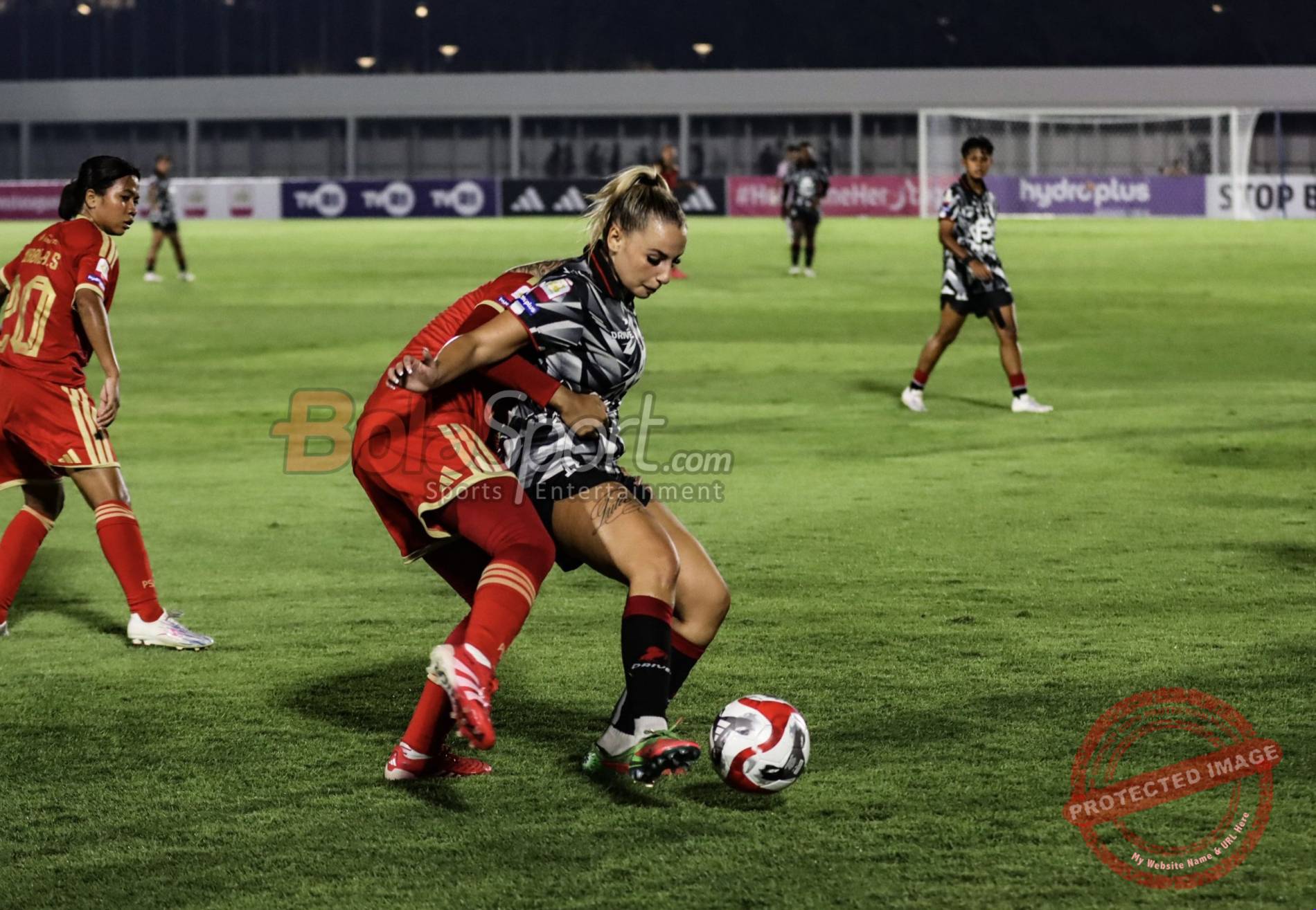 IWL 2026/2027 Resmi Dibuka — Suasana pembukaan IWL 2026/2027 di Stadion Madya, Senayan, Jakarta Pusat