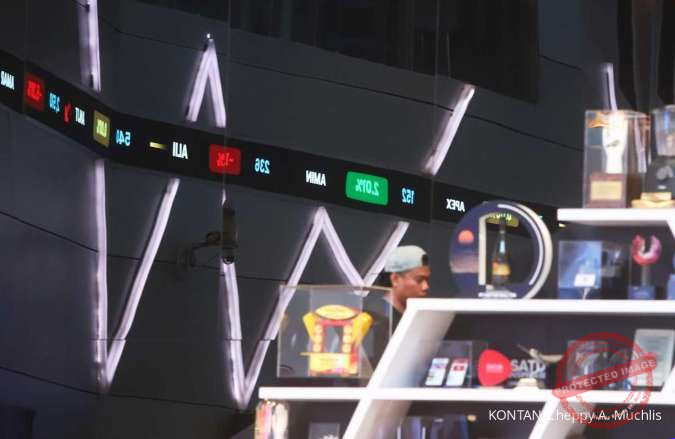 IHSG Anjlok ke 5.936 — Ilustrasi pergerakan saham IHSG di layar digital dengan grafik menurun