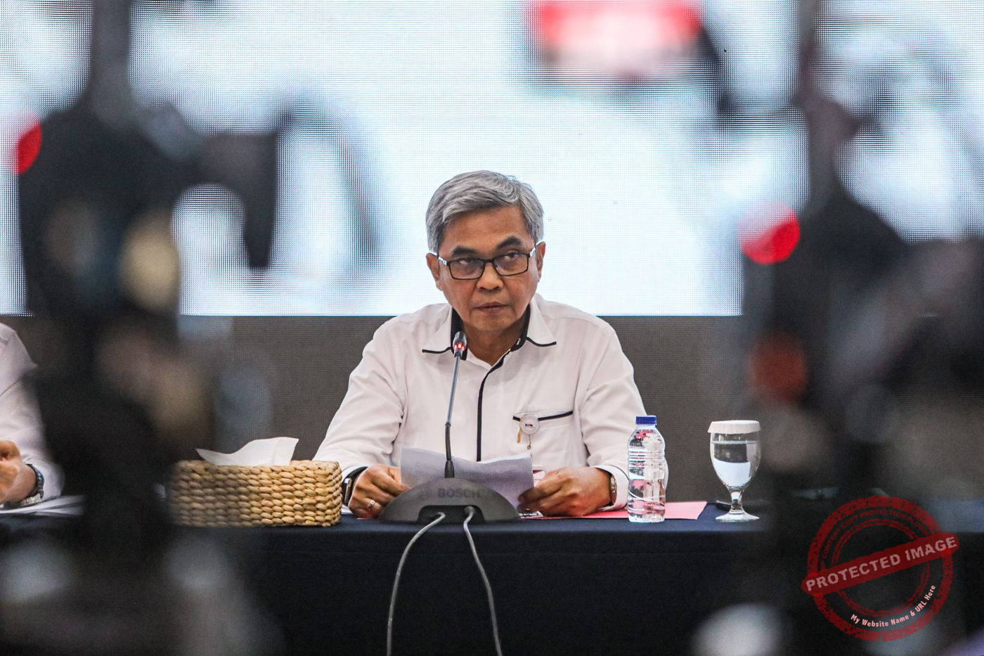 OTT KPK di BNPB: Dugaan Korupsi dan Sejumlah Pihak Diamankan — Ilustrasi gedung dan logo KPK terkait operasi tangkap tangan di lingkungan BNPB